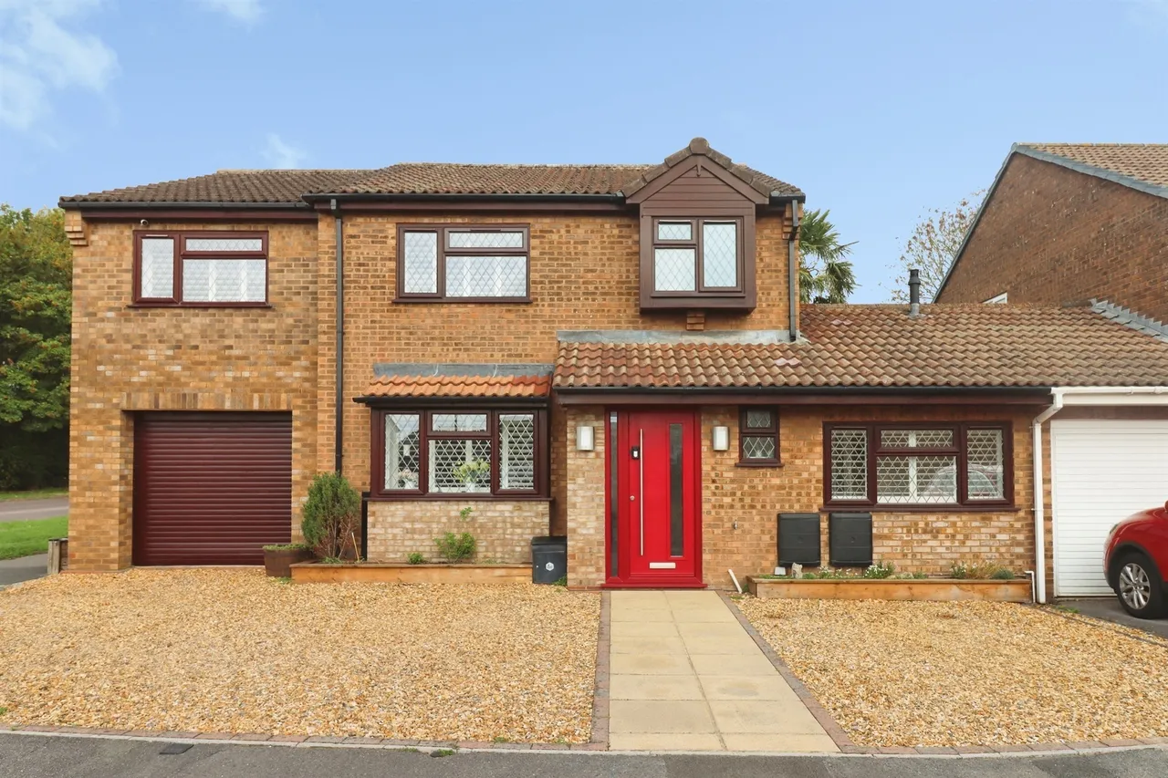 5 bed house for sale, Sutherland Avenue, Yate, BS37