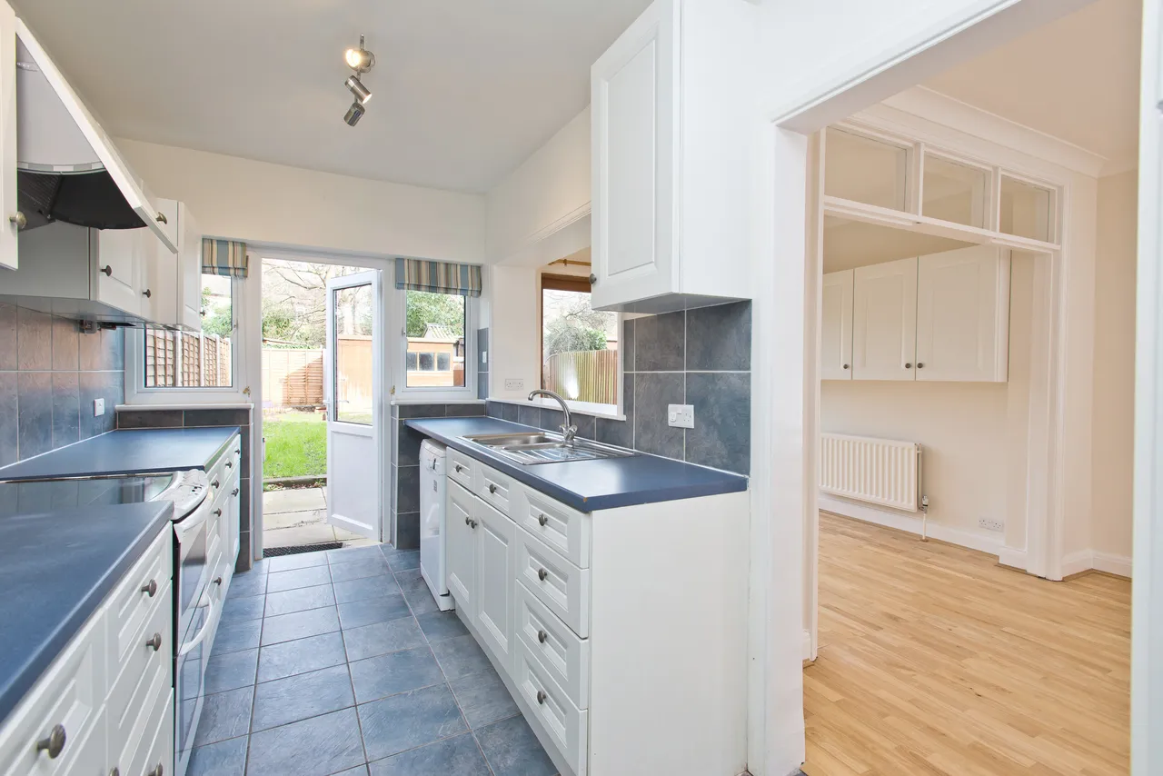 Richmond Road, London, SW20, photo 2