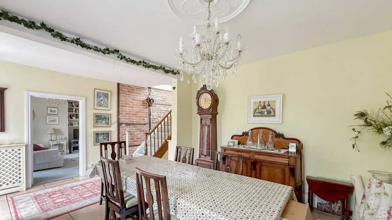Cannon Green, Westbury, photo 9