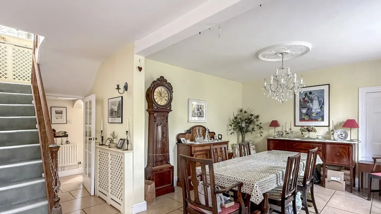 Cannon Green, Westbury, photo 8