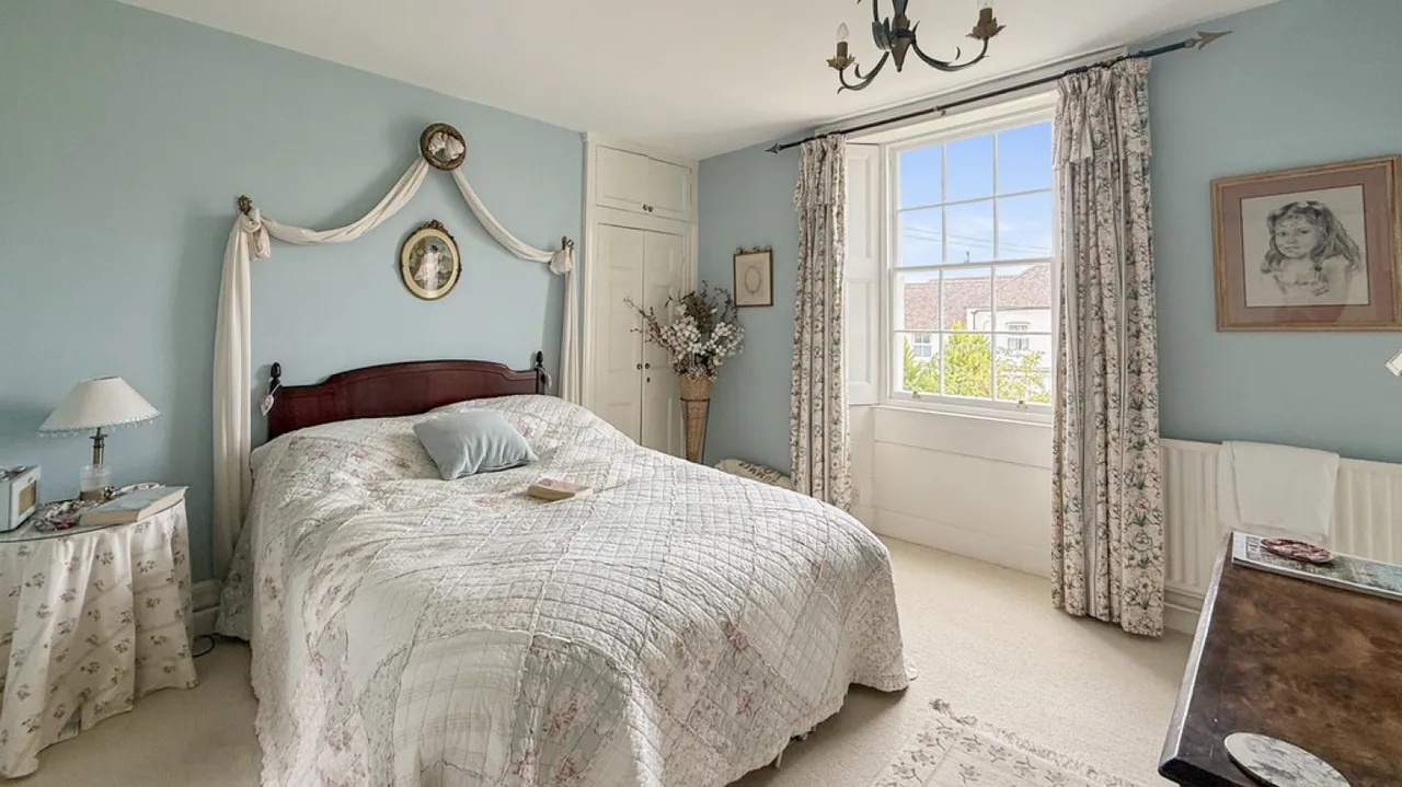 Cannon Green, Westbury, photo 12