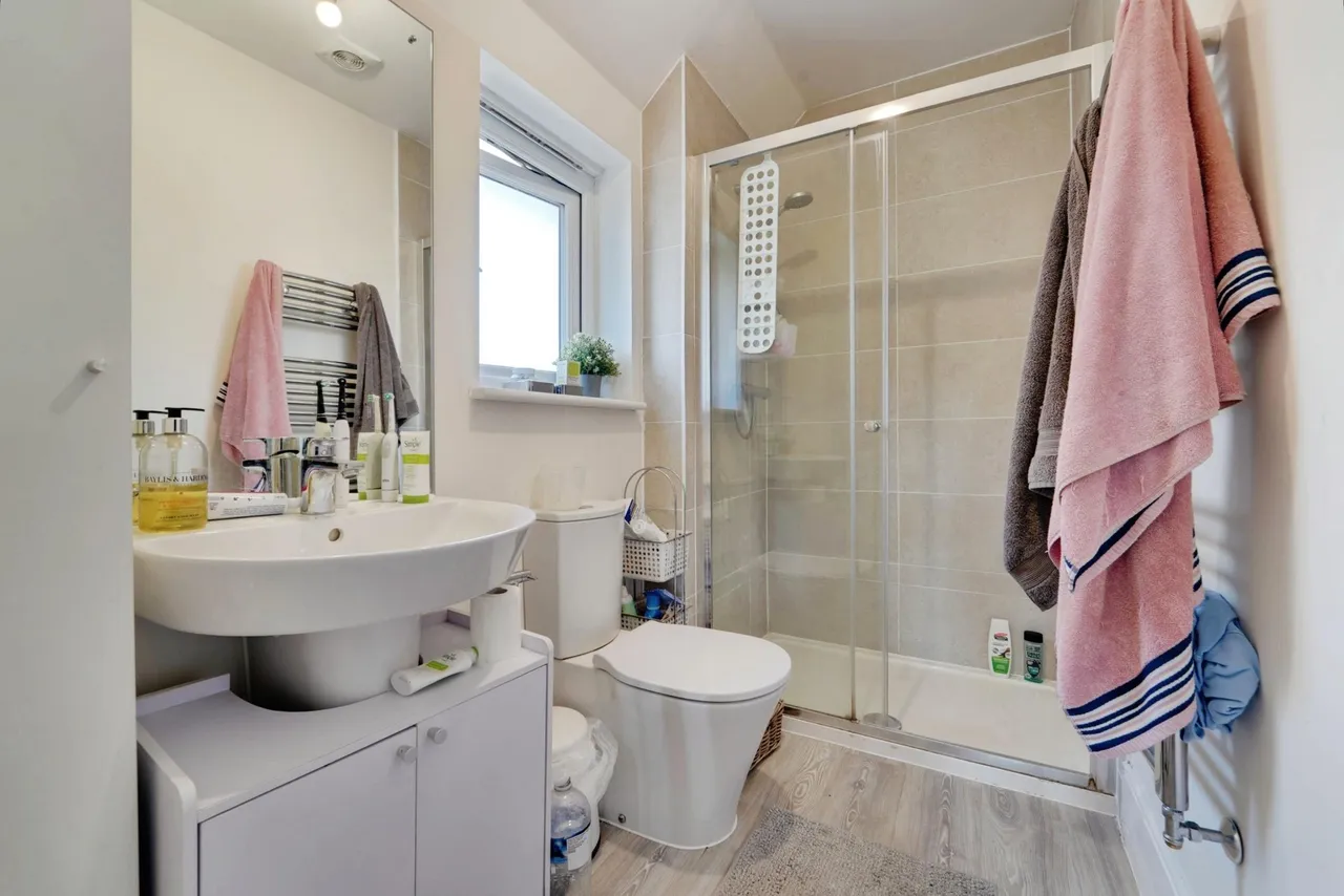 Mack Avenue, Shefford, SG17, photo 30
