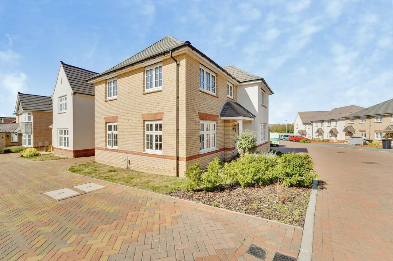 Mack Avenue, Shefford, SG17, photo 17
