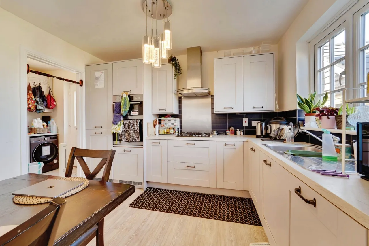 Mack Avenue, Shefford, SG17, photo 11
