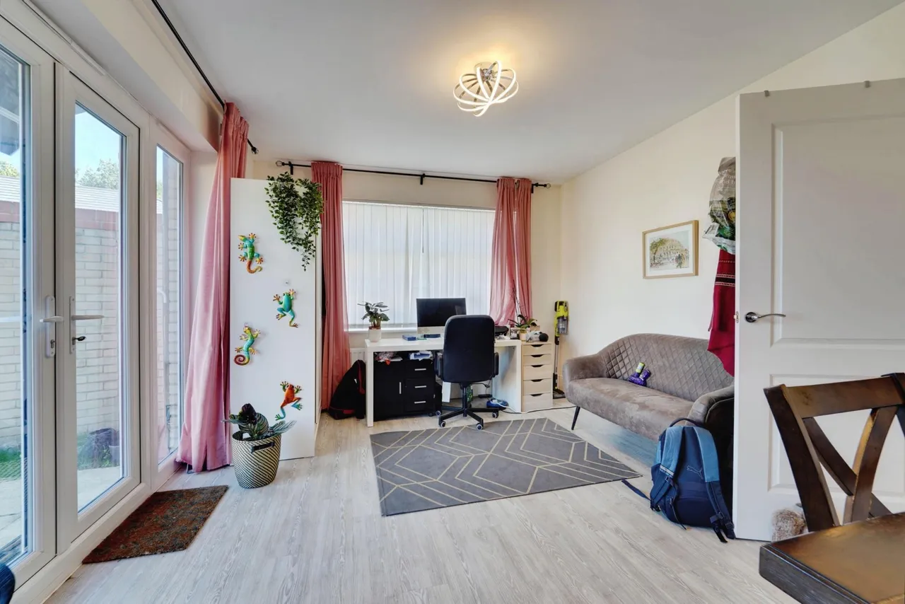 Mack Avenue, Shefford, SG17, photo 15