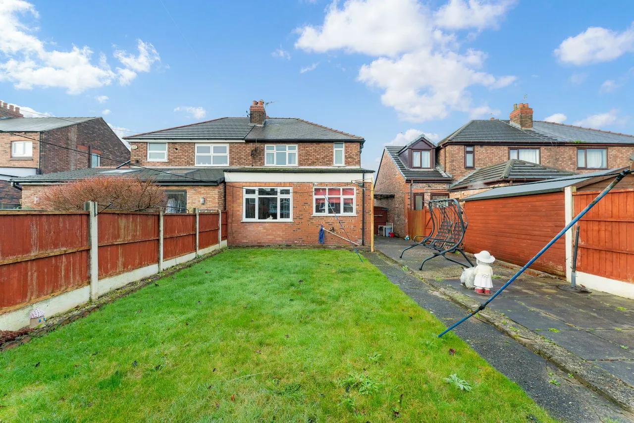 Peel House Lane, Widnes, Widnes, WA8 6TG, photo 20