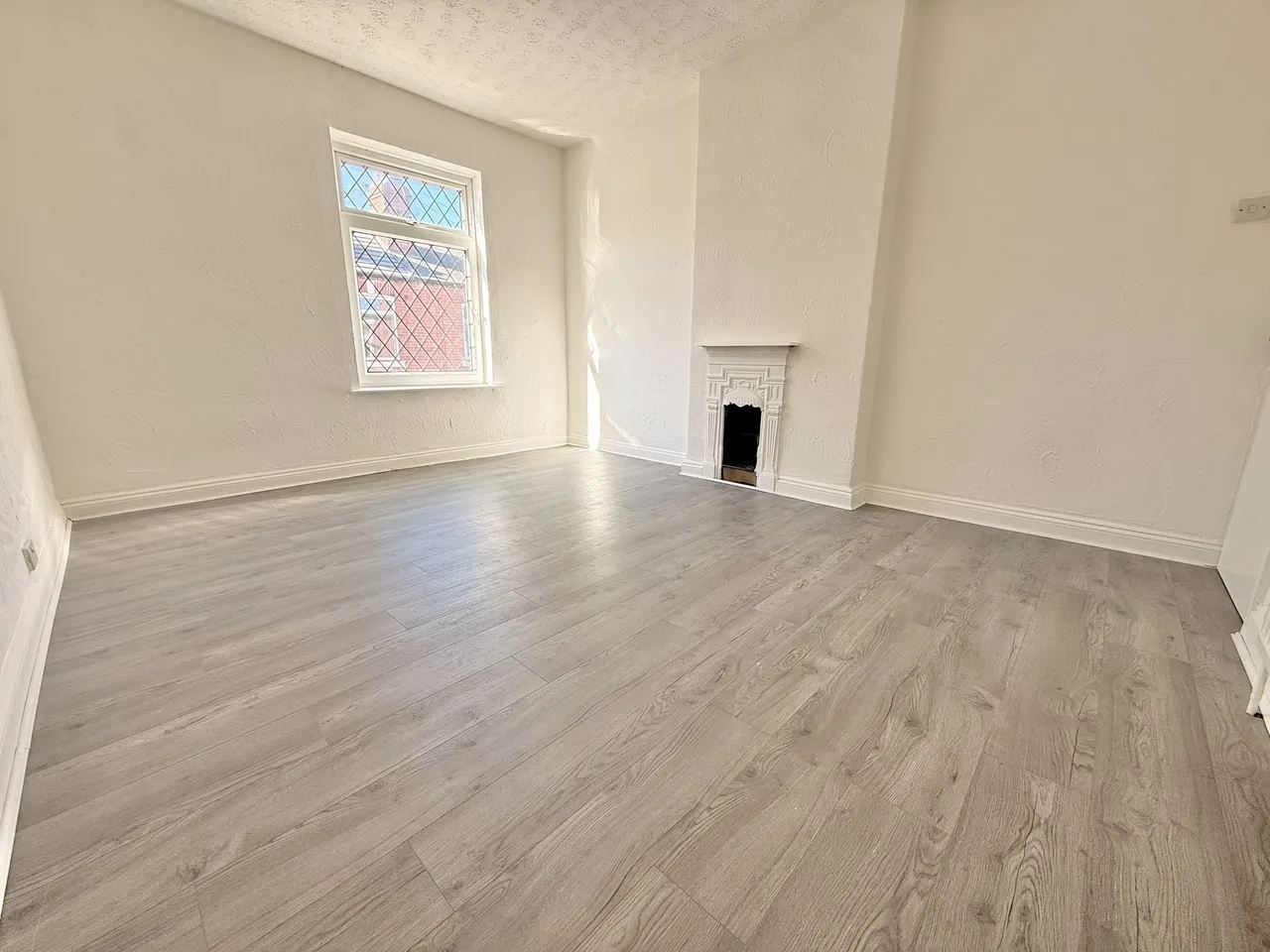 Whitehall Street, Wakefield, WF2, photo 4