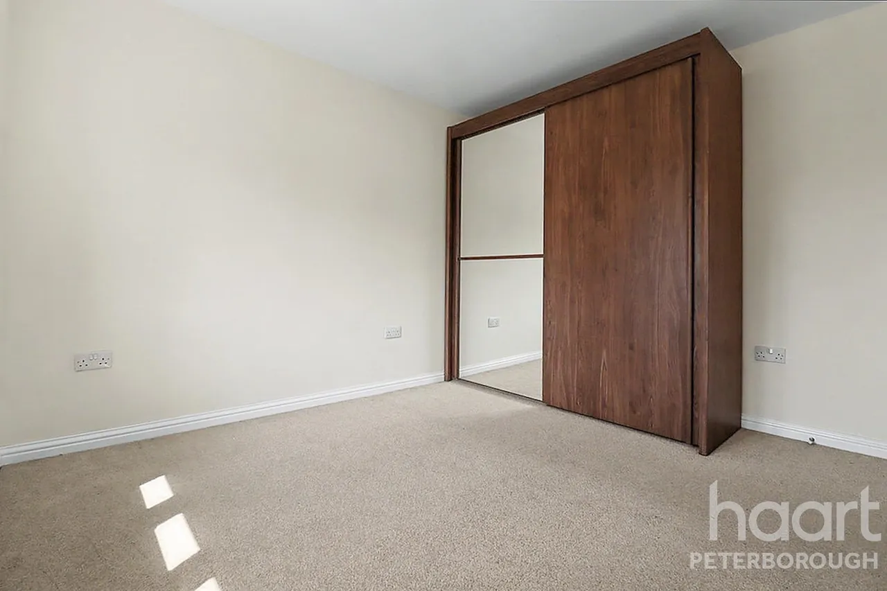 Cooper Road, Gunthorpe, PE4, photo 8