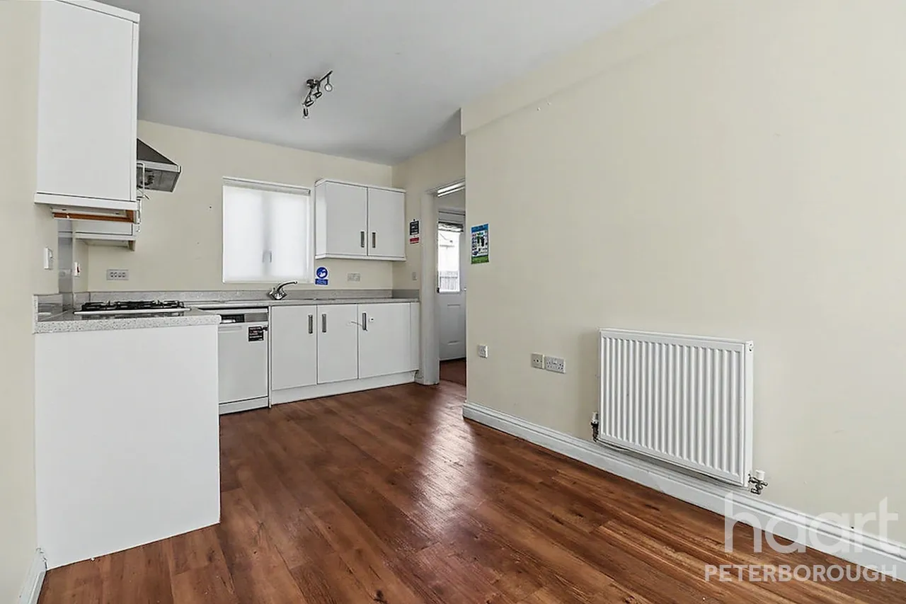 Cooper Road, Gunthorpe, PE4, photo 3