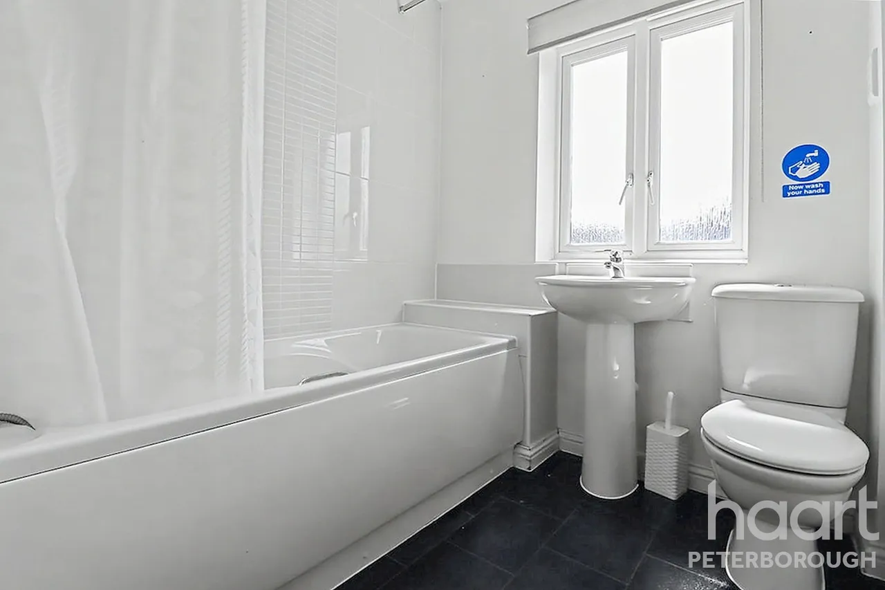 Cooper Road, Gunthorpe, PE4, photo 14