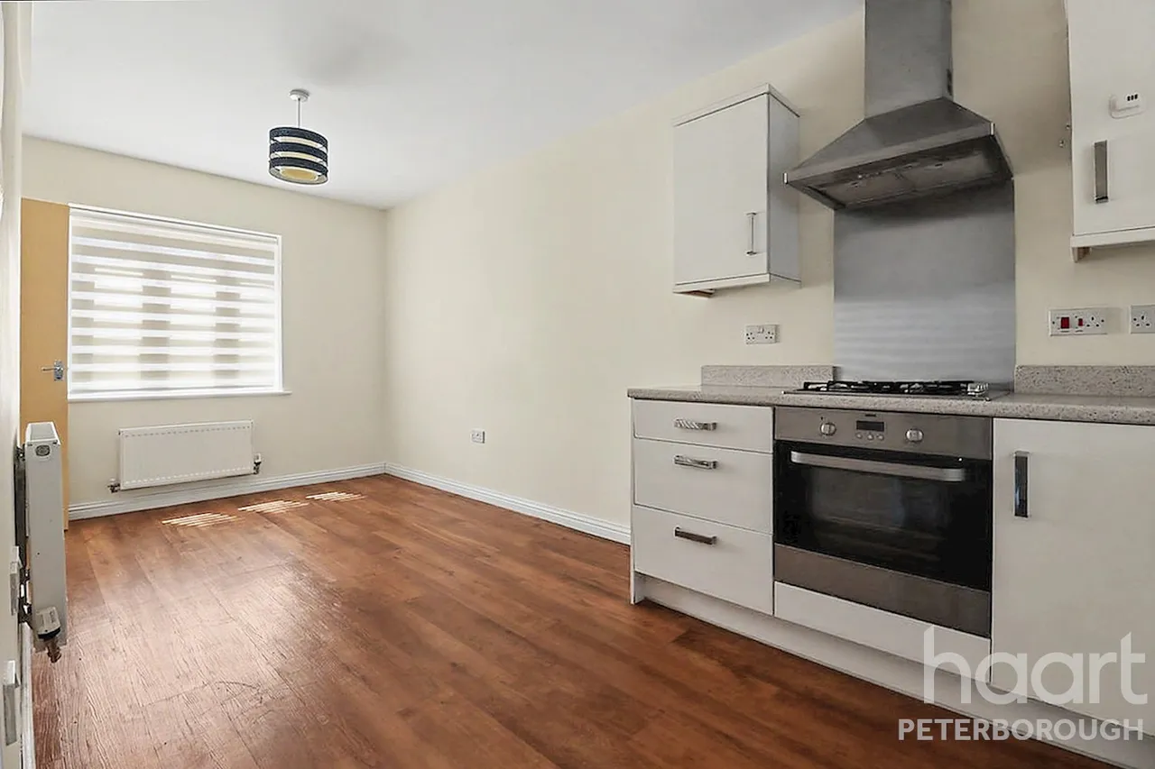 Cooper Road, Gunthorpe, PE4, photo 4