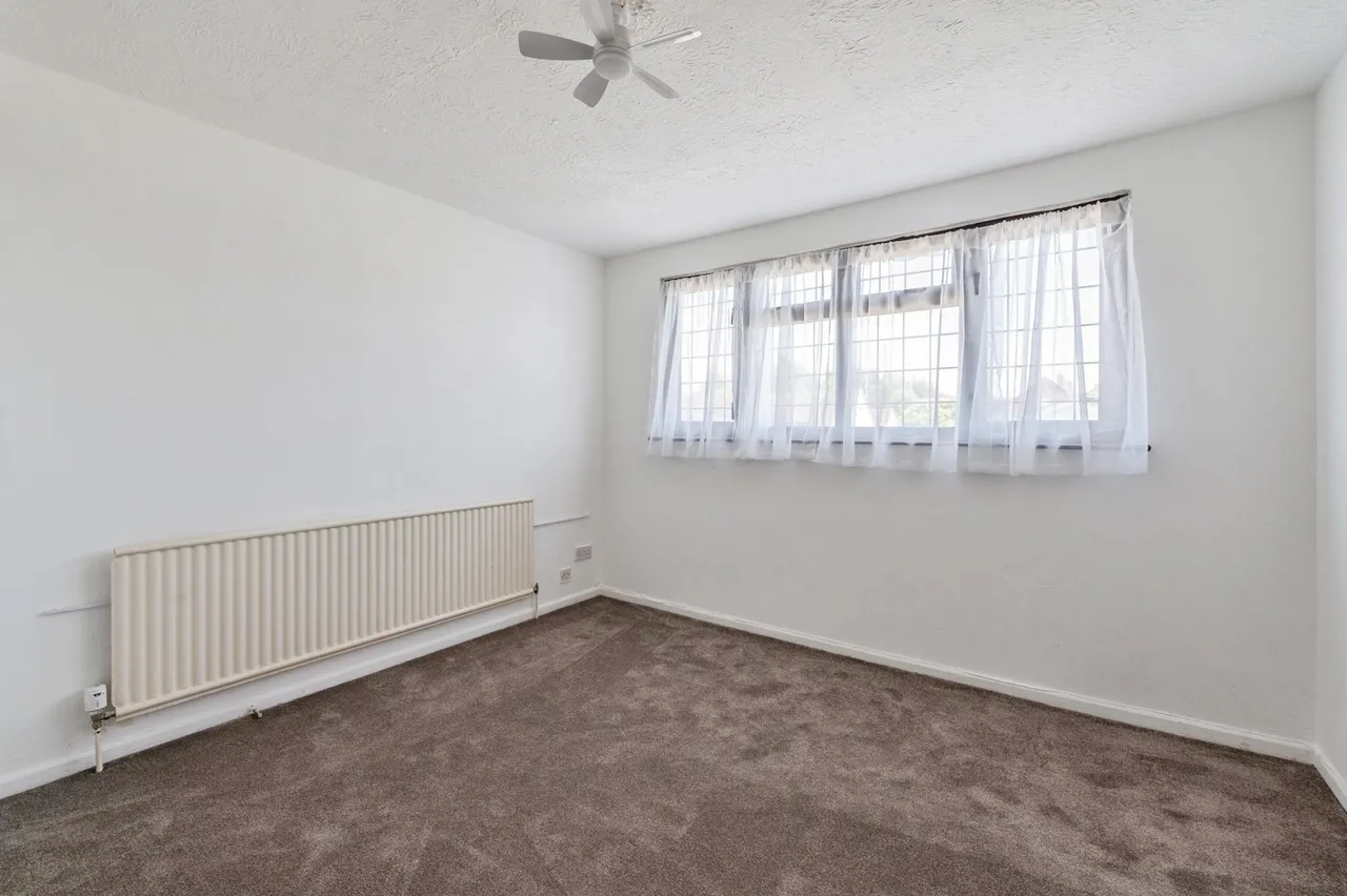 South Beech Avenue, Wickford, SS11, photo 11