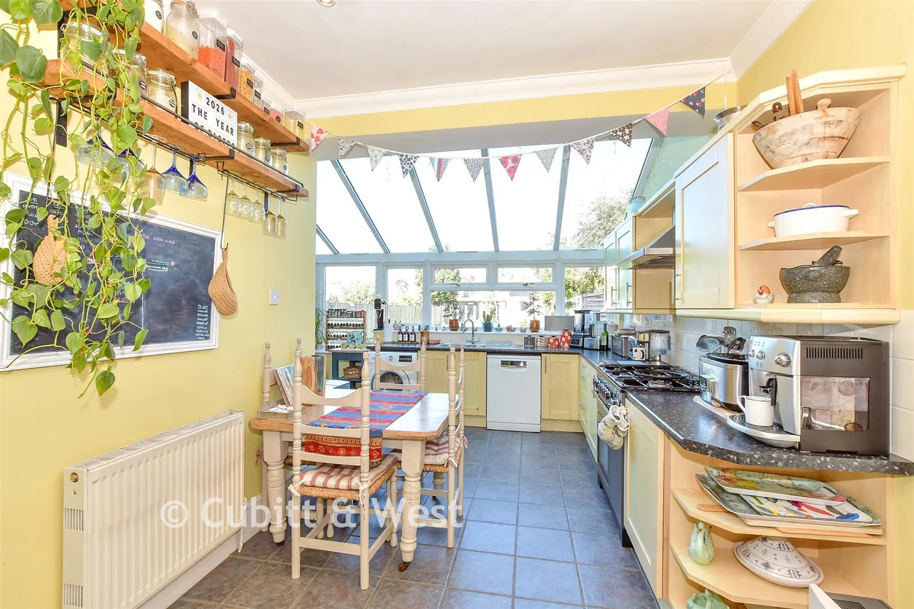 Southleigh Road, Emsworth, PO10, photo 8