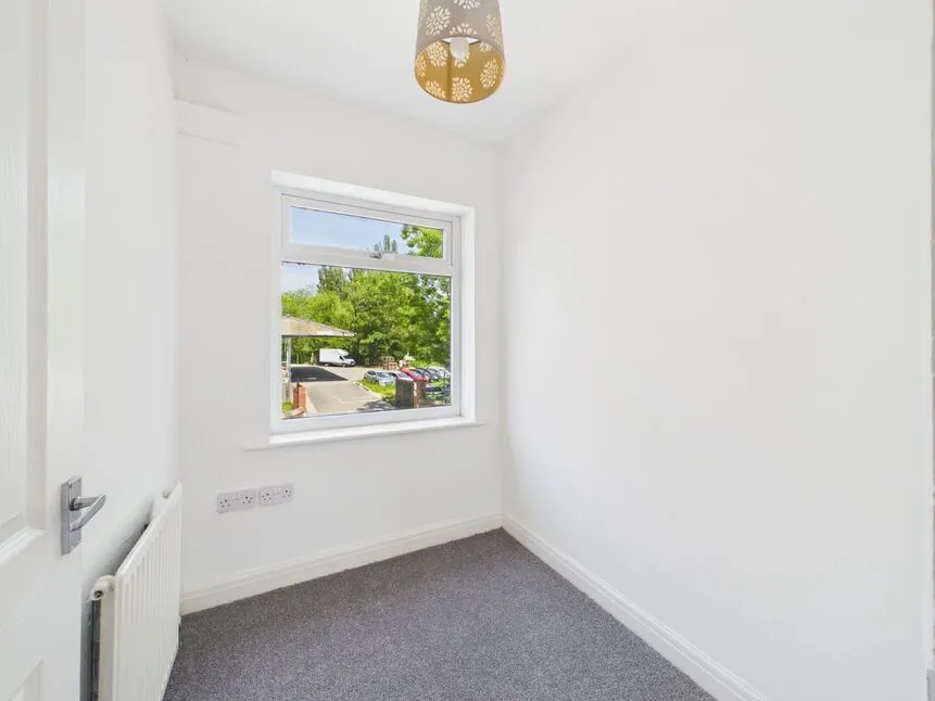 Park Road, Dukinfield, SK16, photo 8