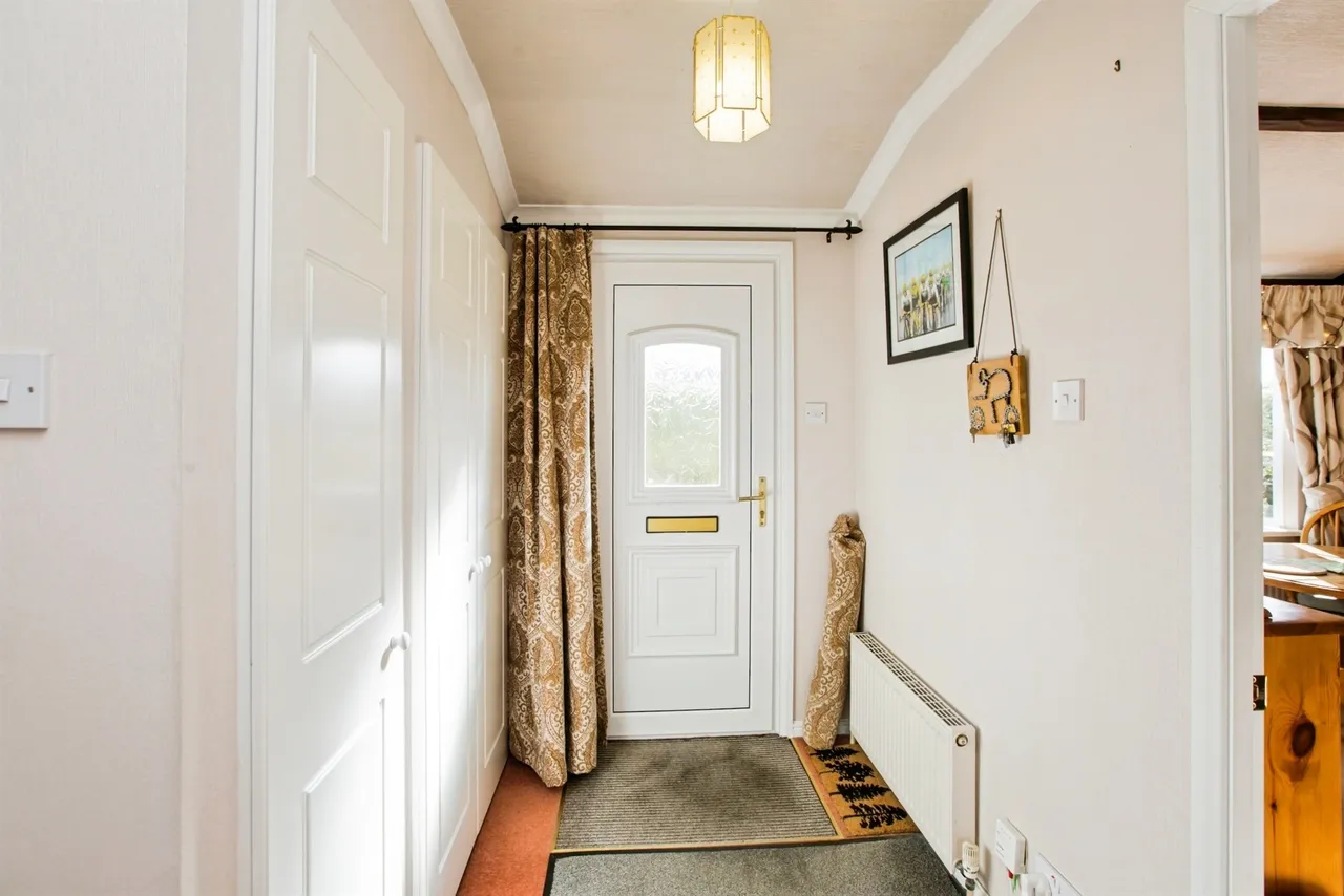 Ladstone Park, Norland, HX6, photo 16