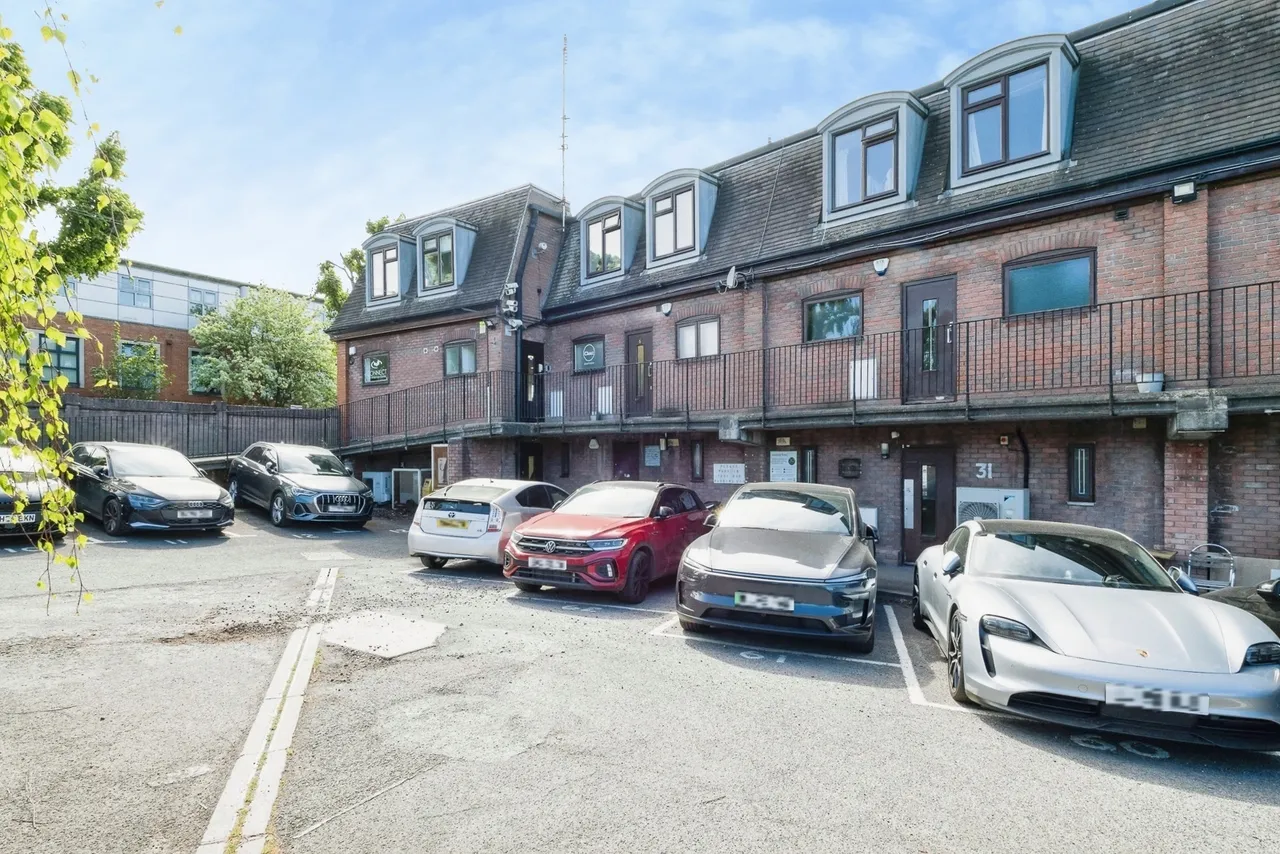 Station Lane, Hornchurch, RM12, photo 20
