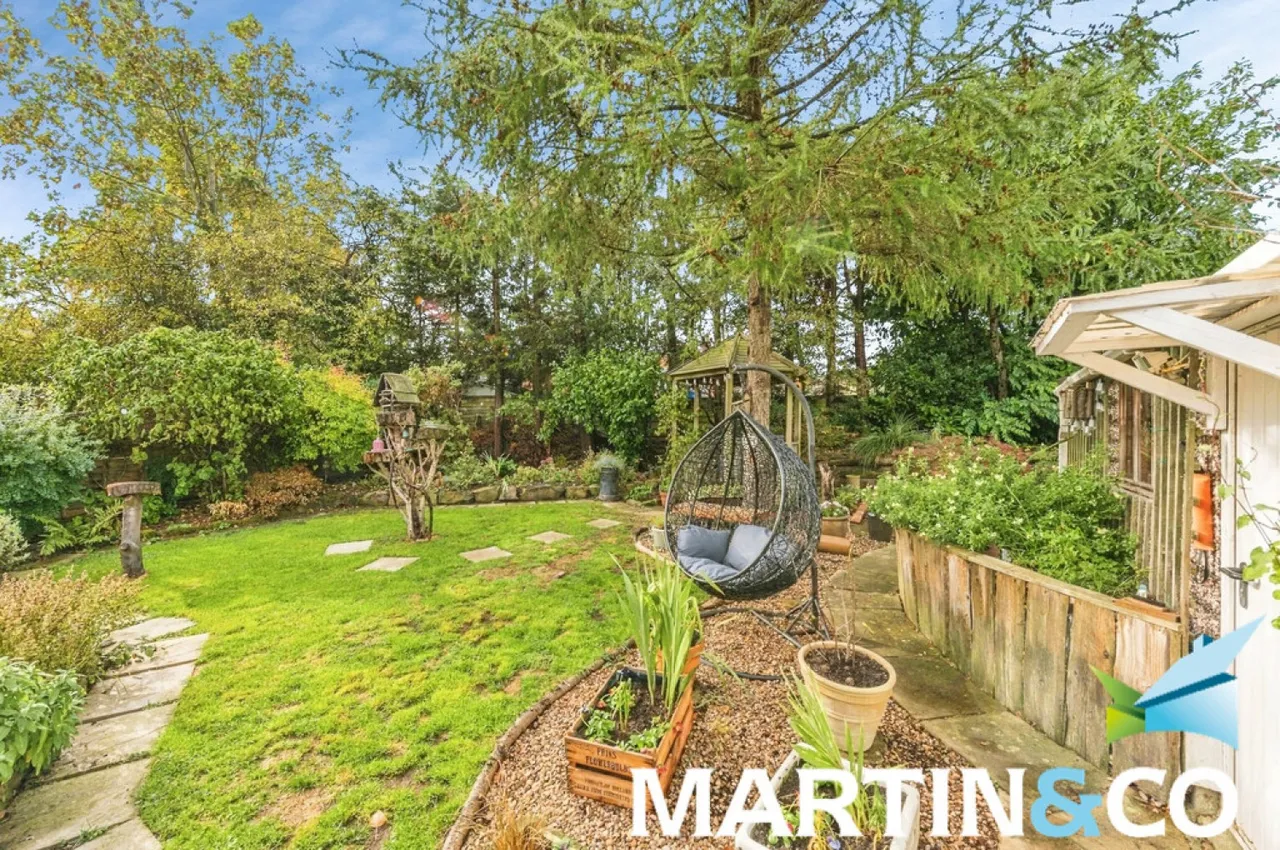 Netherton, WF4, photo 33