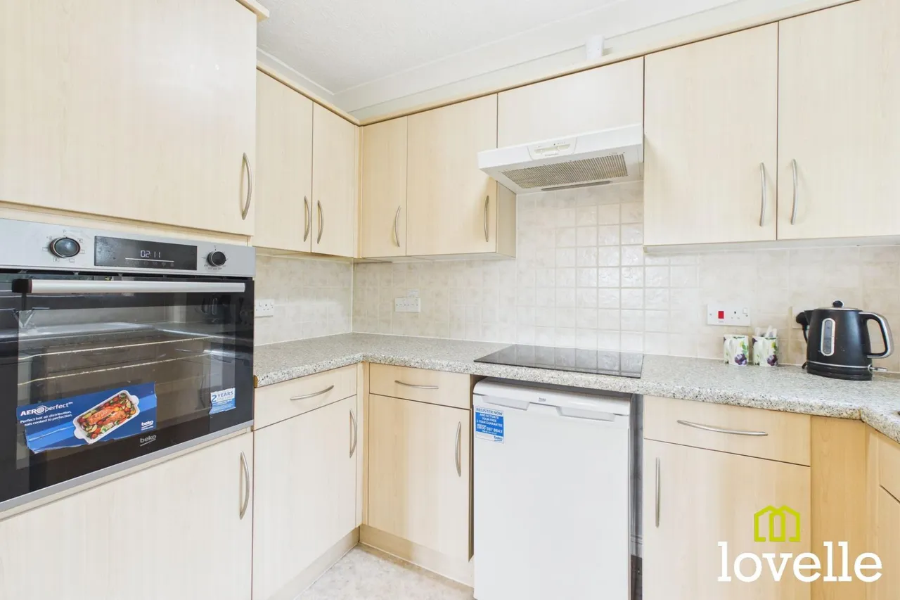 Newgate Street, Shardeloes Court, HU16, photo 12