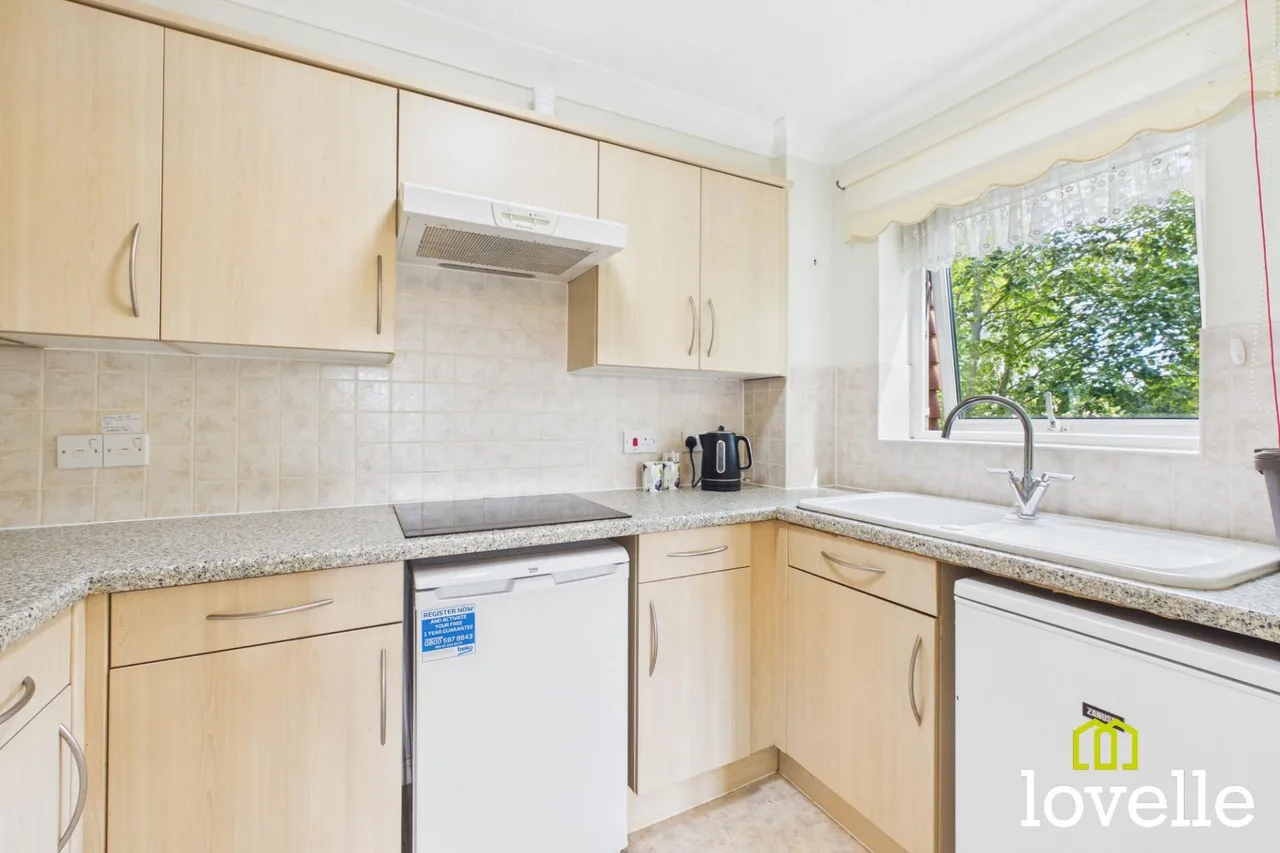Newgate Street, Shardeloes Court, HU16, photo 11