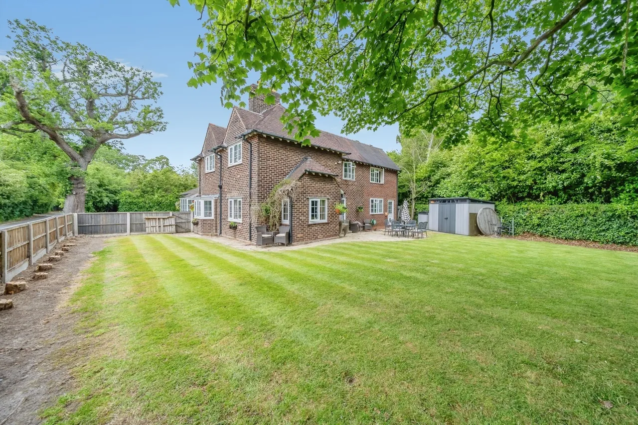 Half Acre Lane, Thelwall, Warrington, Cheshire, WA4, photo 51