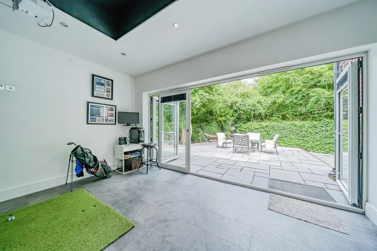 Half Acre Lane, Thelwall, Warrington, Cheshire, WA4, photo 7