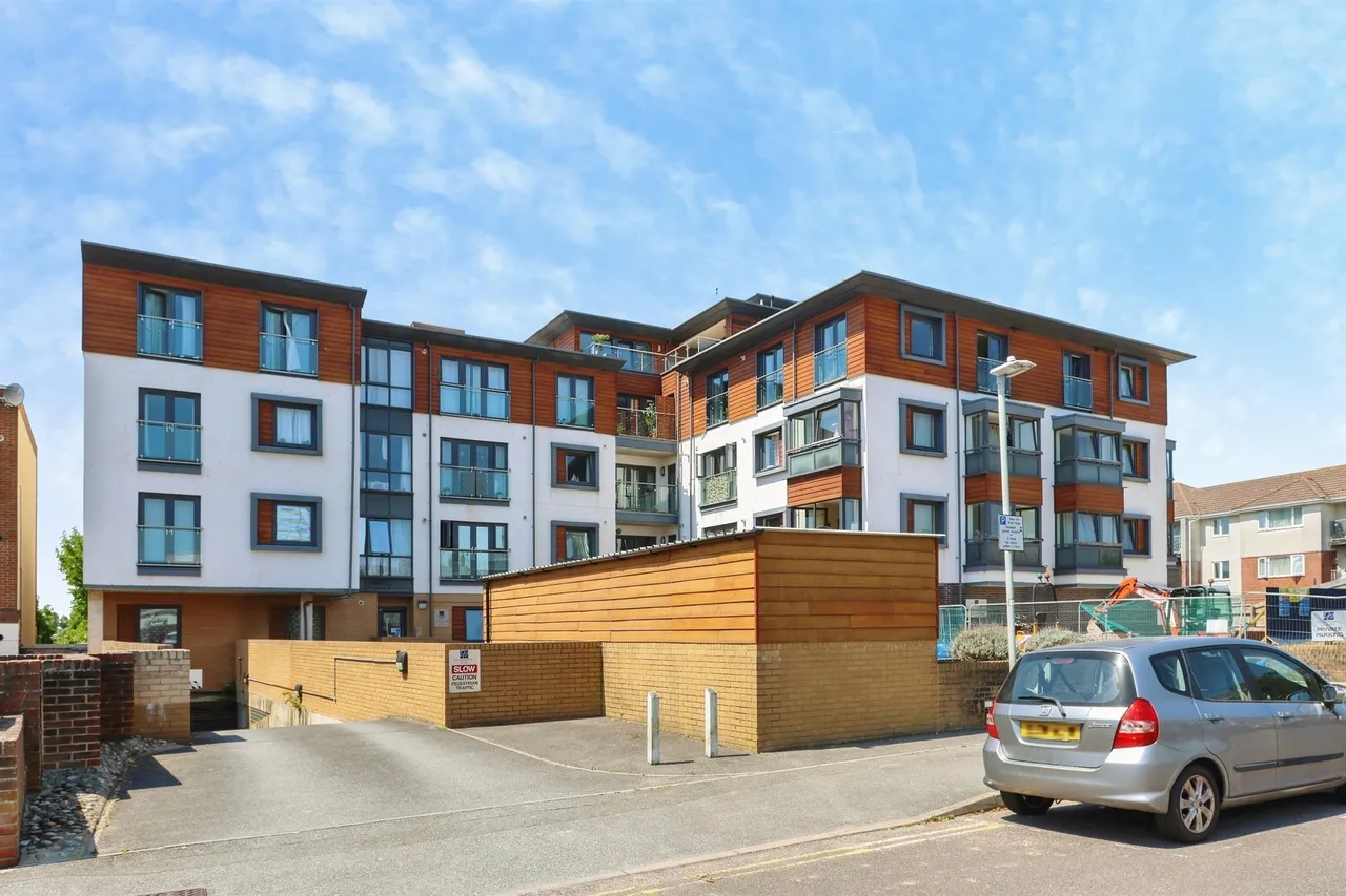 Wimborne Road, Poole, BH15, photo 17
