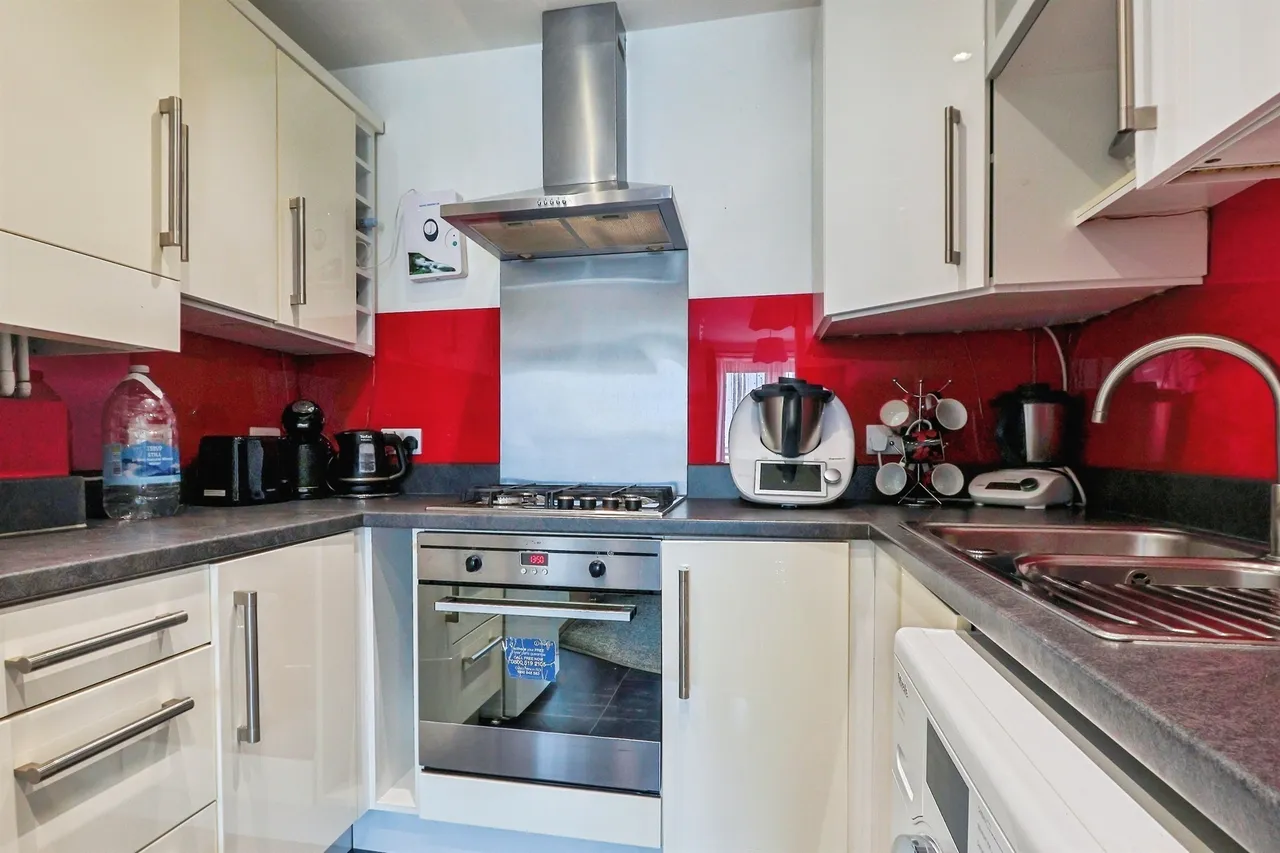 Wimborne Road, Poole, BH15, photo 14