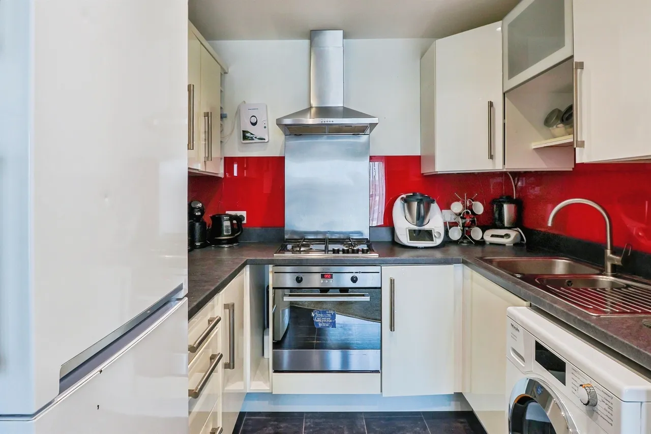 Wimborne Road, Poole, BH15, photo 8
