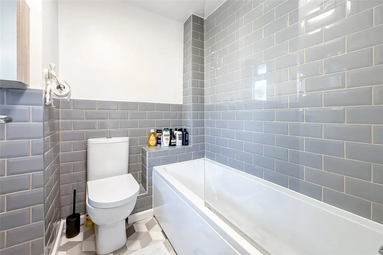 Berners Drive, St. Albans, Hertfordshire, AL1 2JD, photo 9