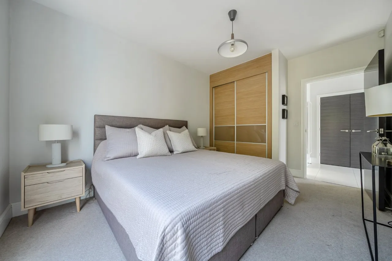 Sir John Moore Close, Winchester, SO22, photo 9