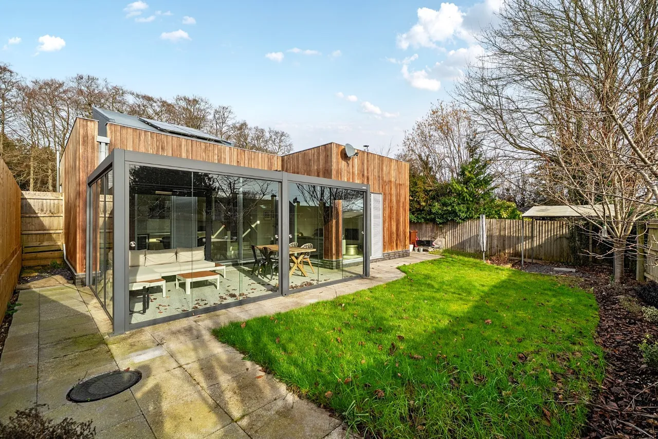 Sir John Moore Close, Winchester, SO22, photo 13