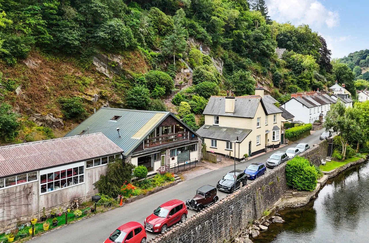 Northmoor Road, Dulverton, TA22, photo 29