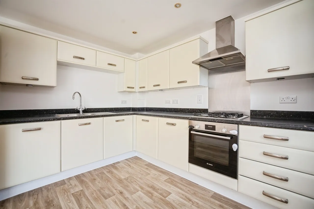 Clifford Way, Maidstone, ME16, photo 6