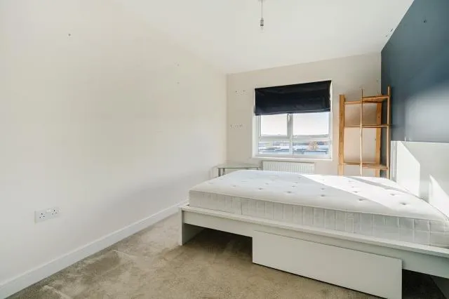 Fleming Place, Bracknell, RG12, photo 5