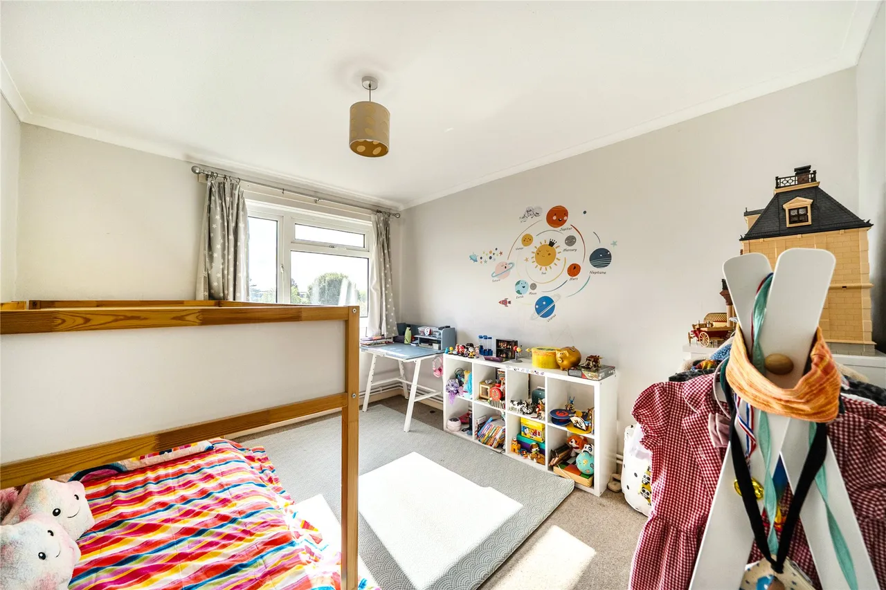 Hobill Walk, Surbiton, KT5, photo 8