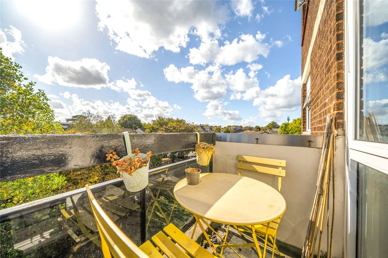 Hobill Walk, Surbiton, KT5, photo 4