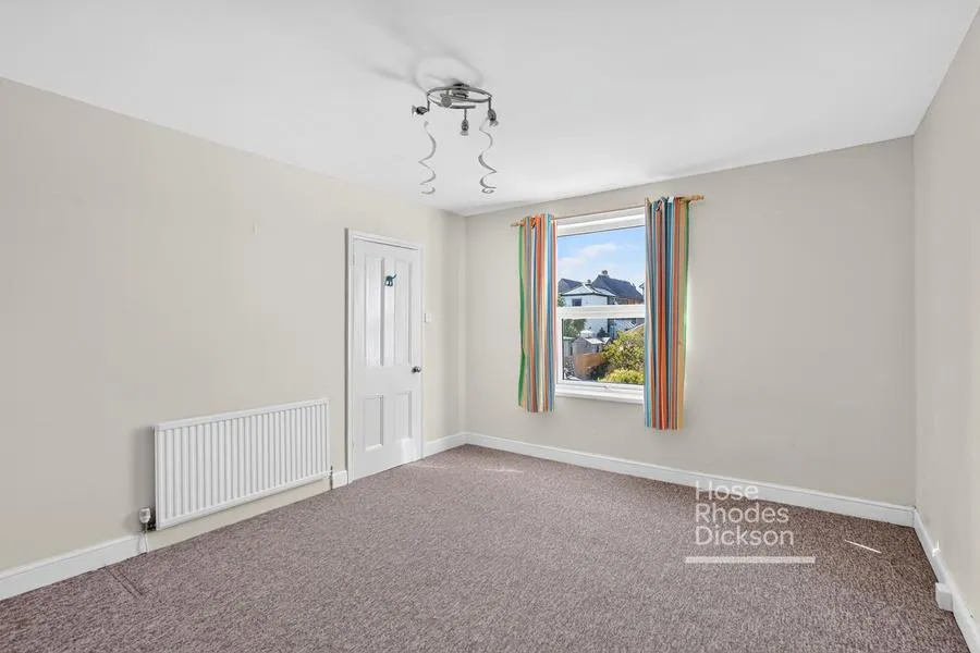 Bellevue Road, Cowes, PO31, photo 16