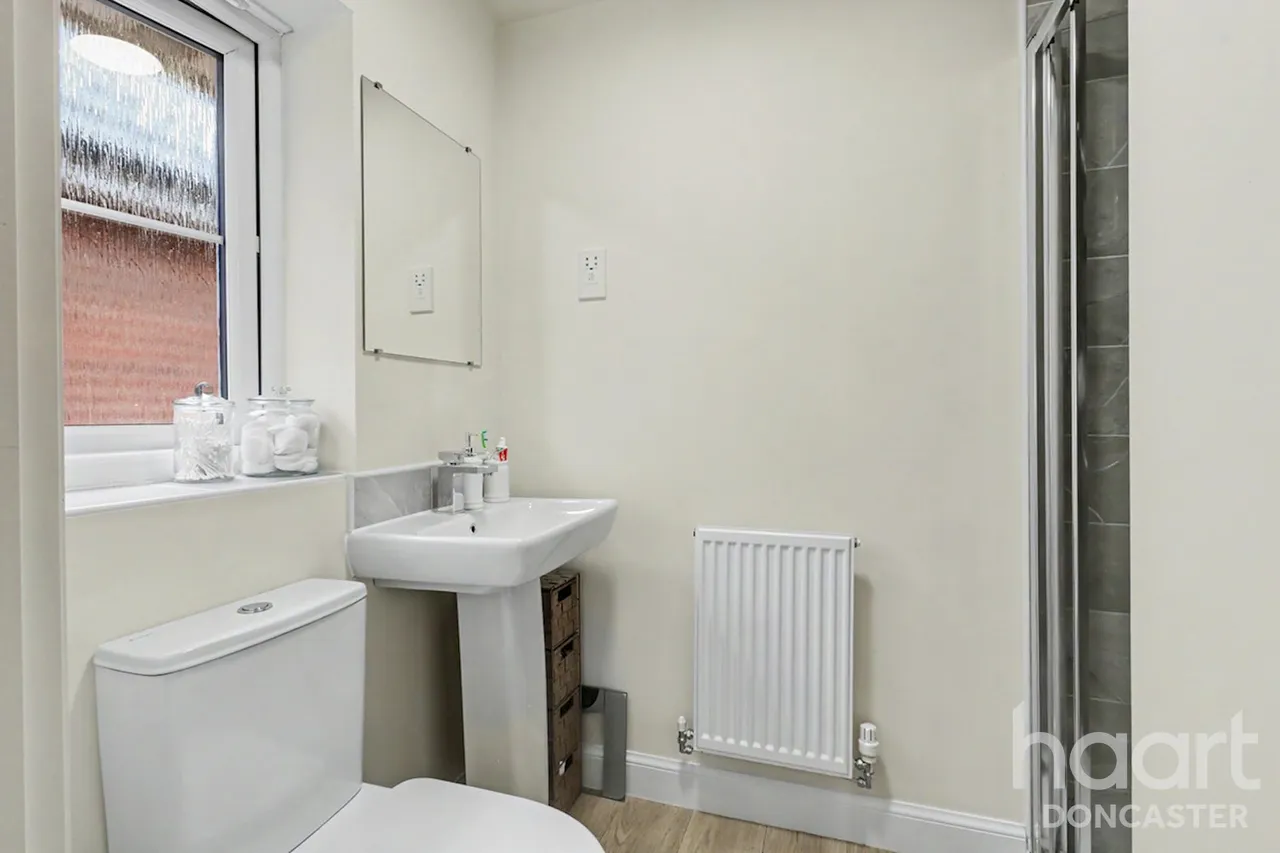 Davy Road, Rossington, DN11, photo 16