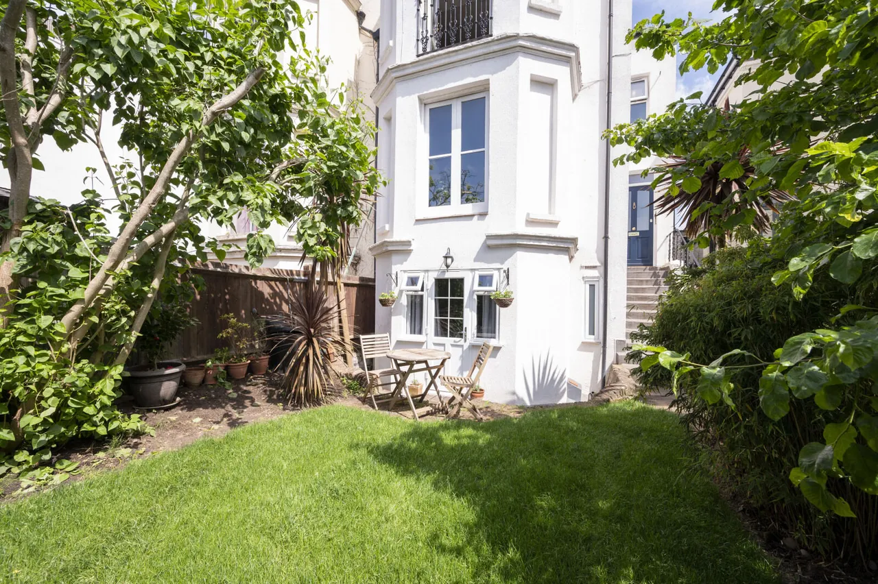 Ewell Road, Surbiton, KT6, photo 17