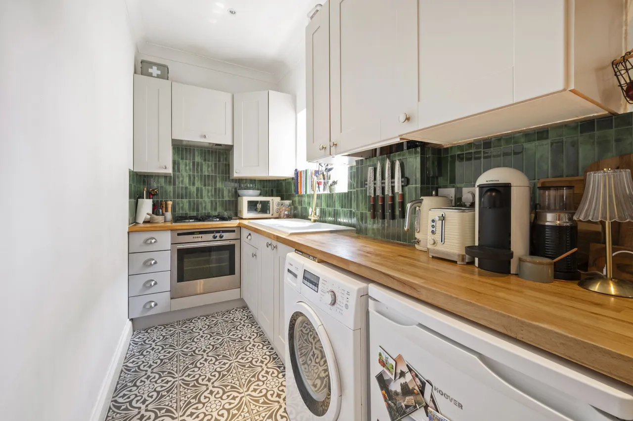 Ewell Road, Surbiton, KT6, photo 11