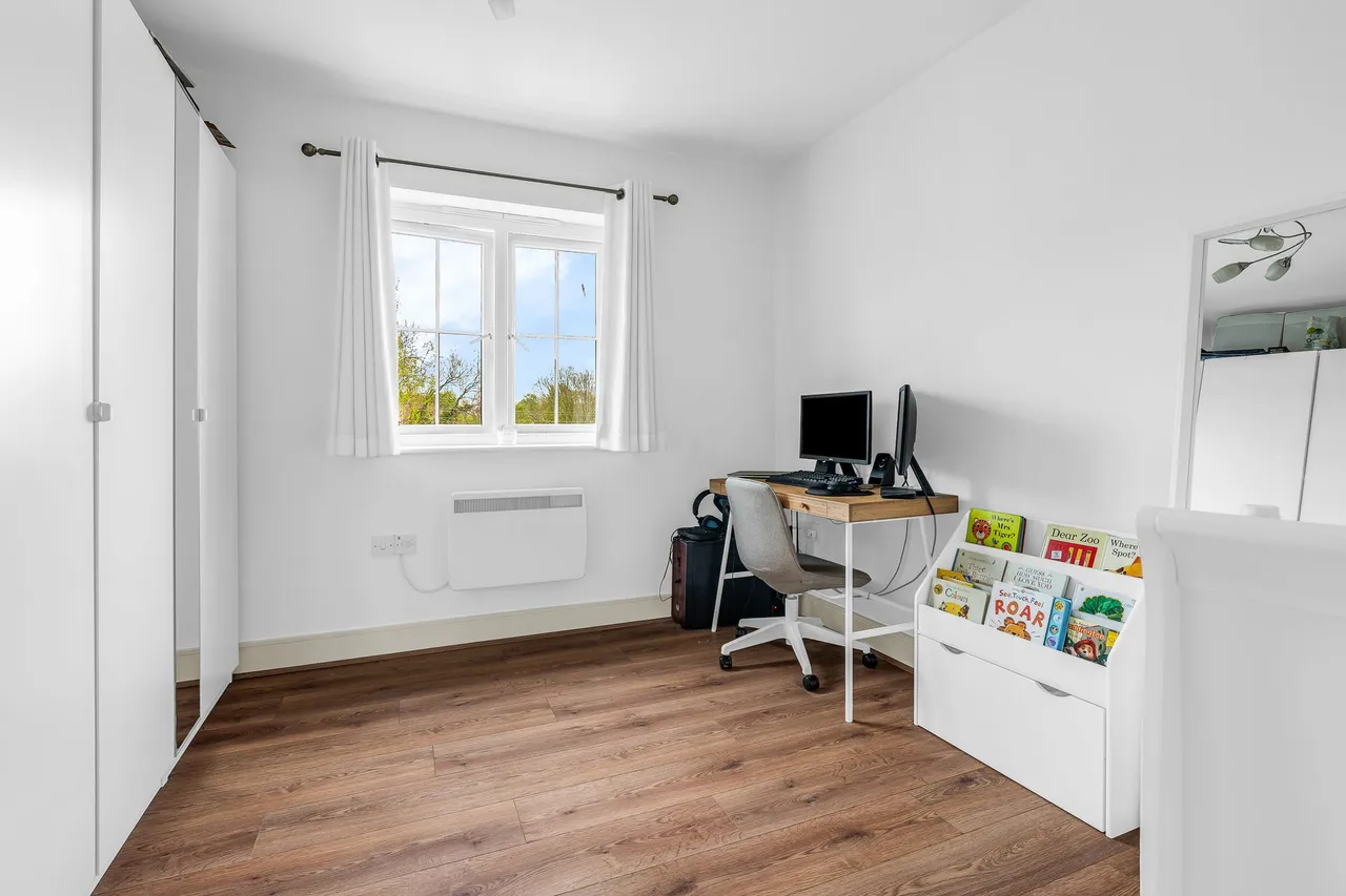 Sanville Gardens, Stanstead Abbotts, Ware, SG12 8GA, photo 11