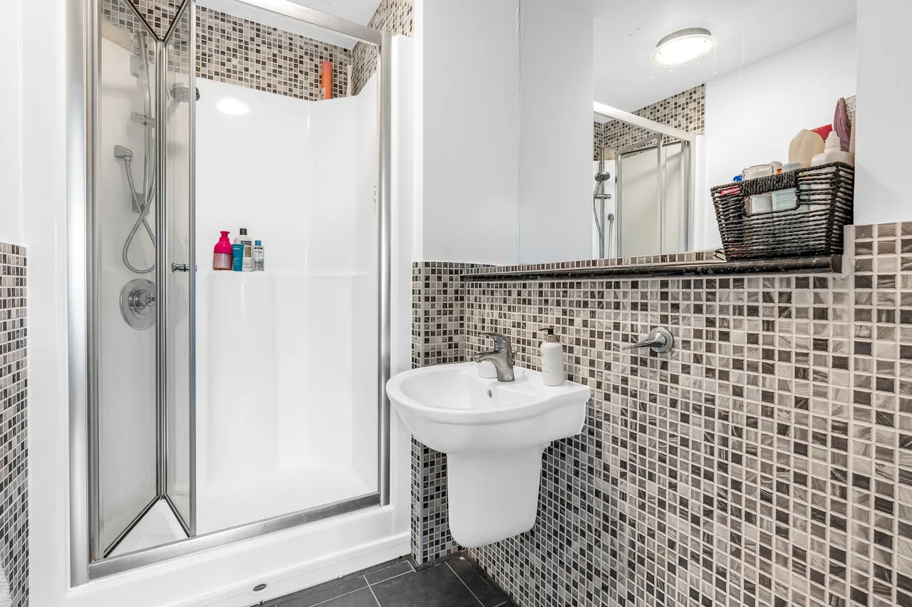 Sanville Gardens, Stanstead Abbotts, Ware, SG12 8GA, photo 10