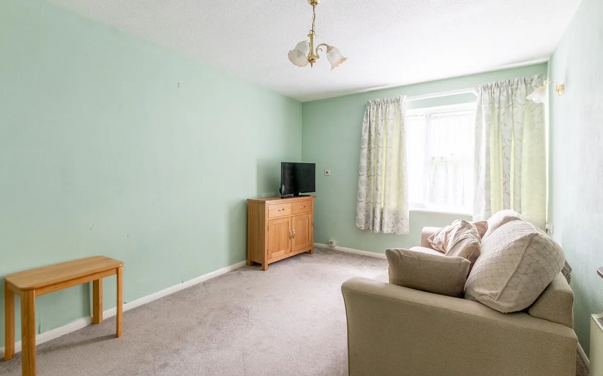 Wellgarth Court, Knowle, BS4, photo 2