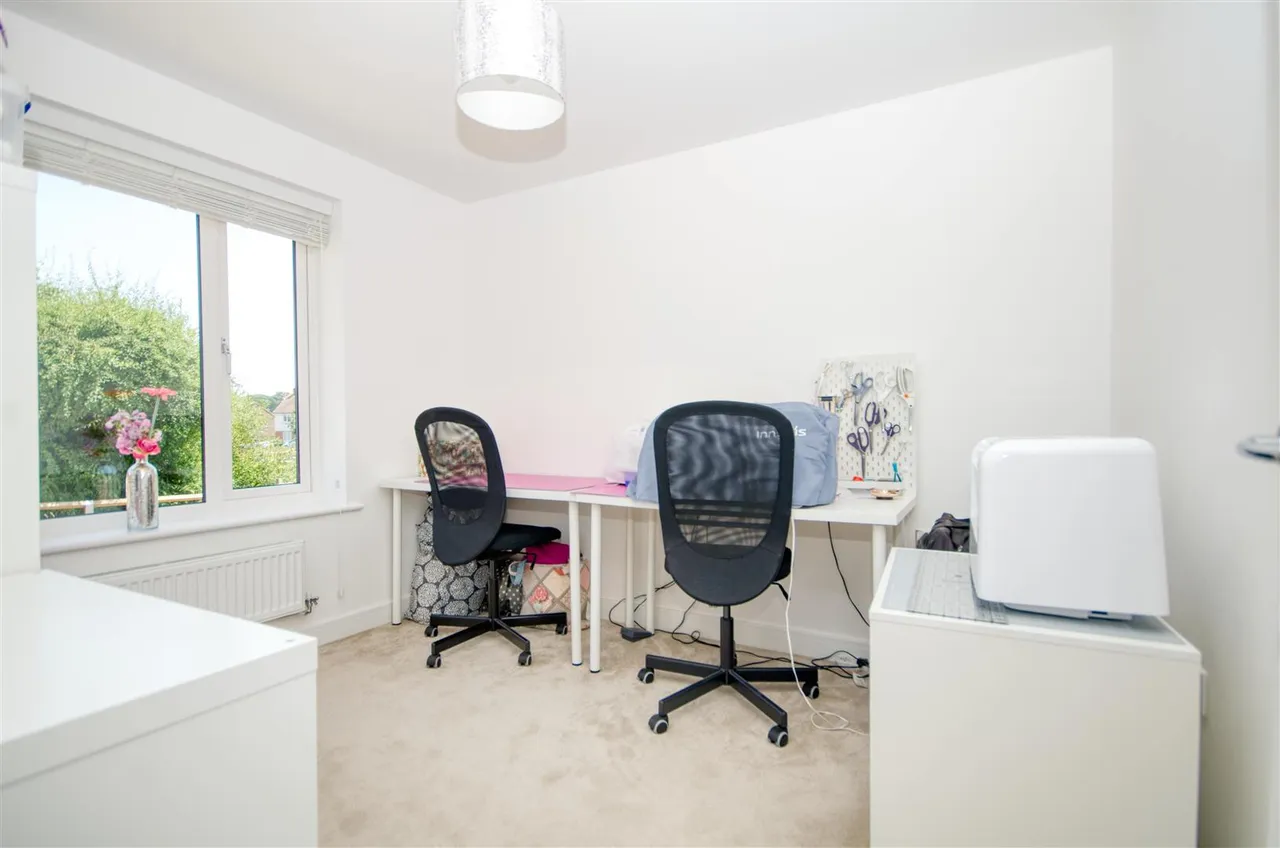 Snowden Close, Rownhams, Southampton, SO16 8NS, photo 2
