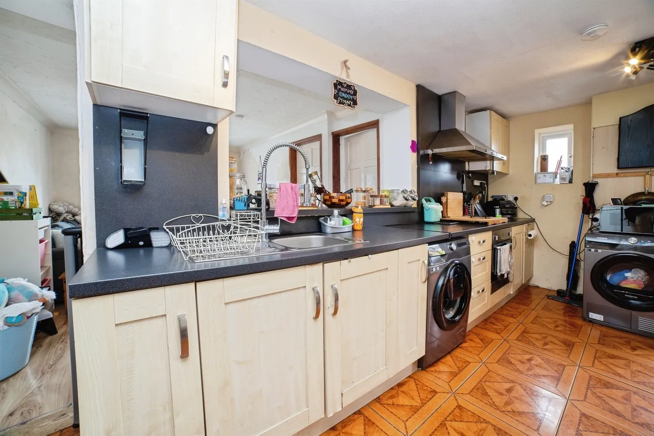 Iron Cliff Road, Bolsover, S44, photo 5