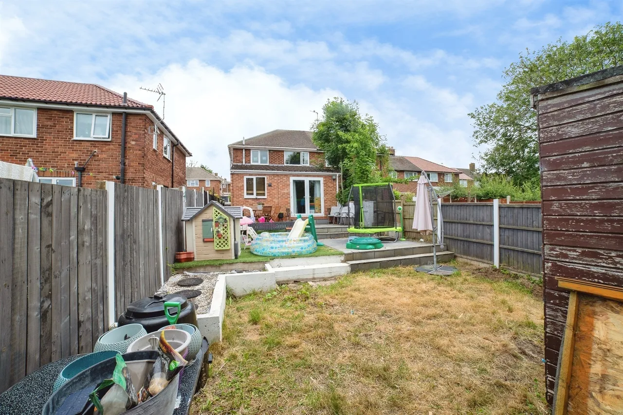 Iron Cliff Road, Bolsover, S44, photo 18