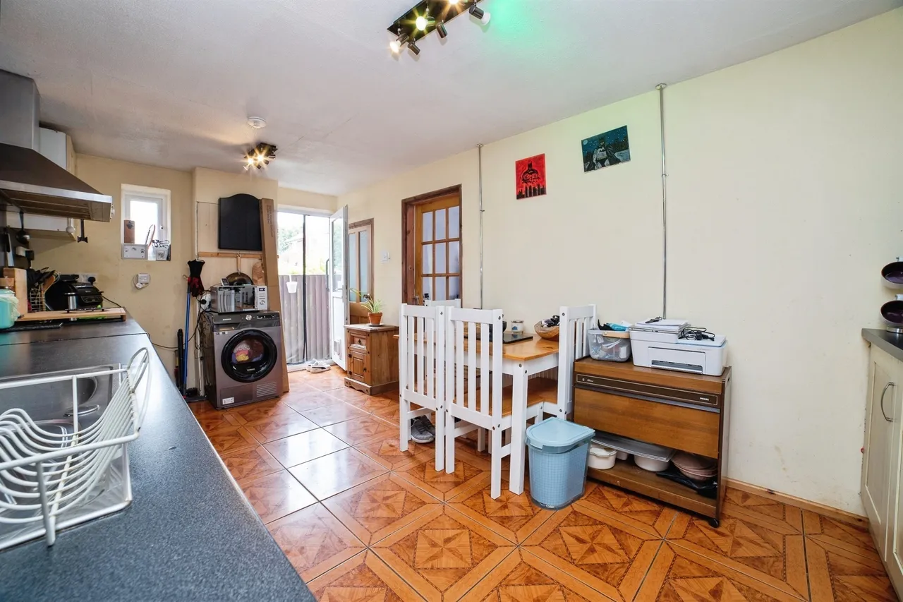 Iron Cliff Road, Bolsover, S44, photo 8