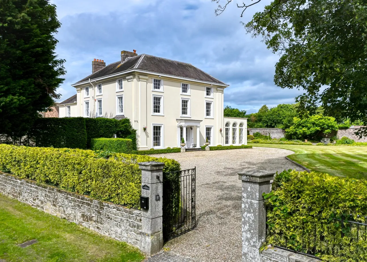School Lane, Eardington, WV16, photo 2