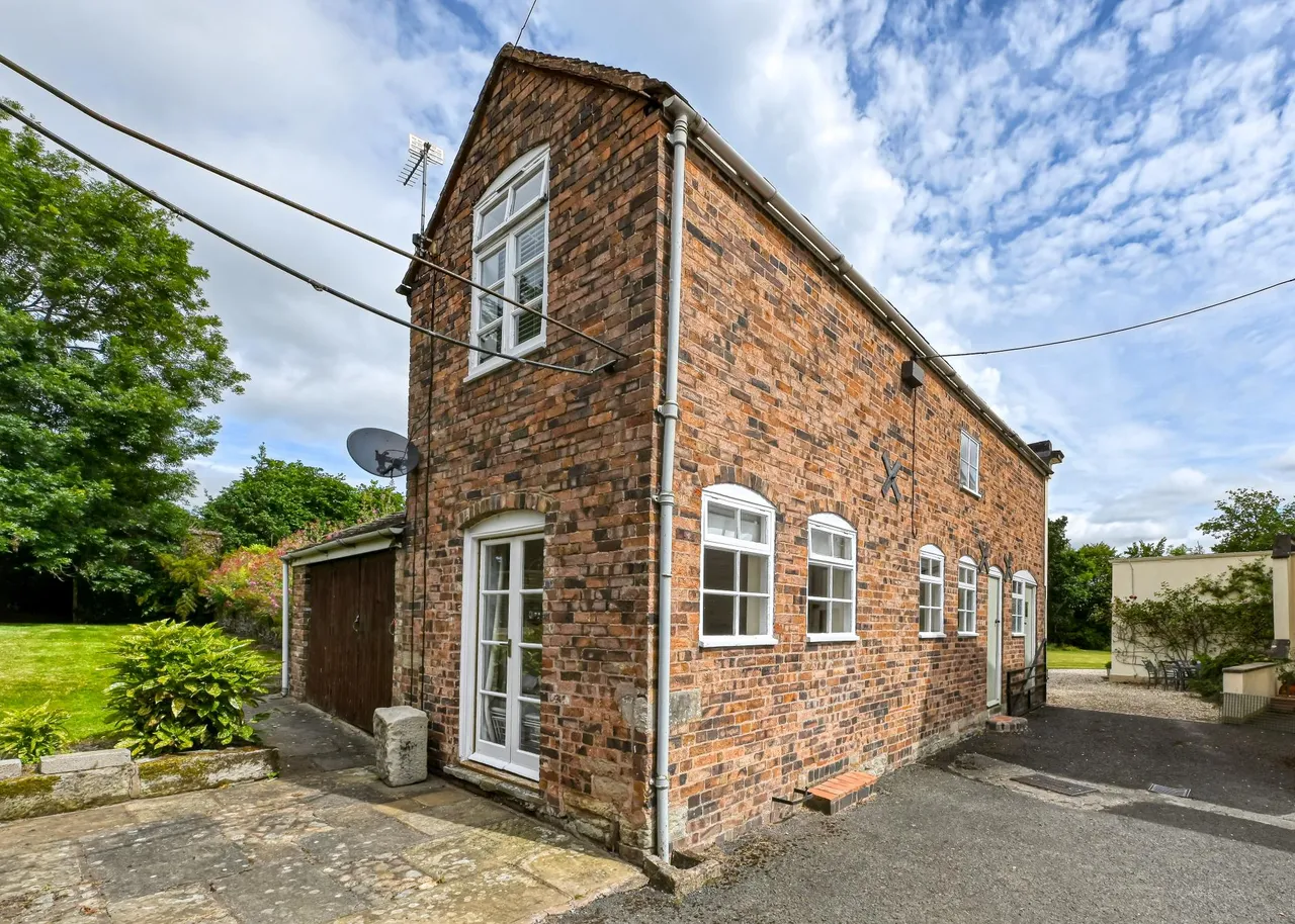 School Lane, Eardington, WV16, photo 19