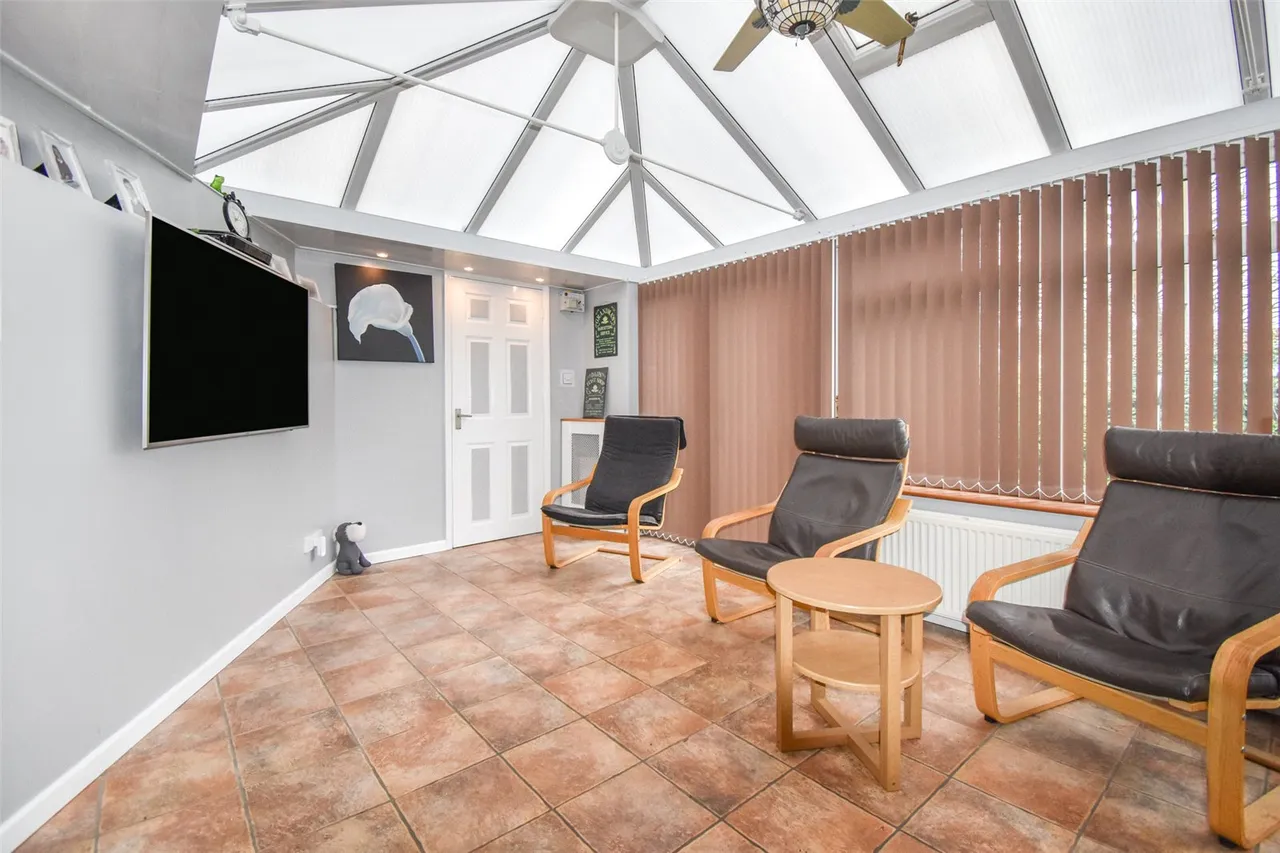 Field Way, Aldershot, Hampshire, GU12 4UJ, photo 5